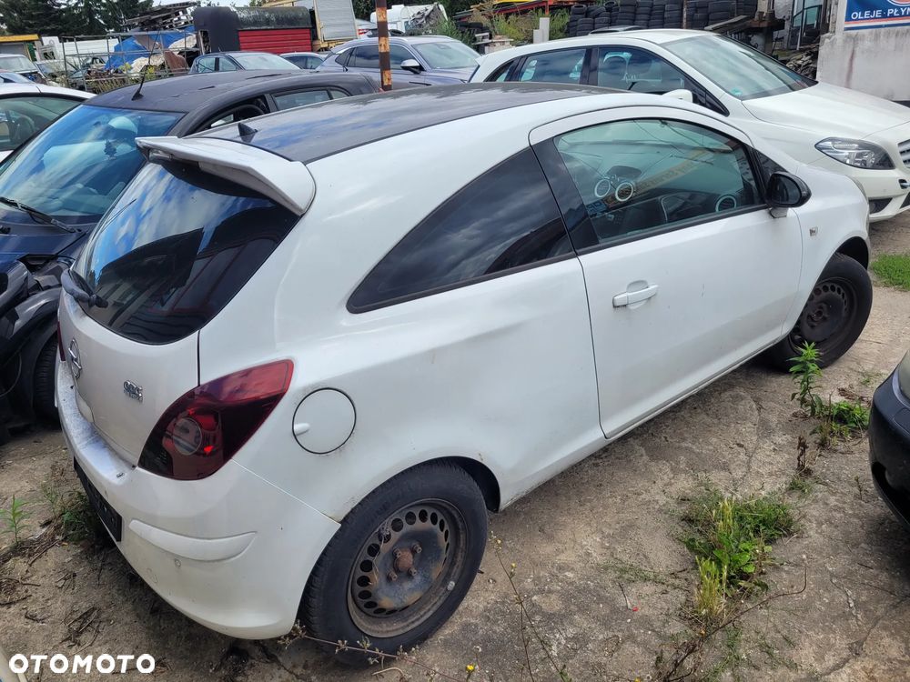 Opel Corsa - 4