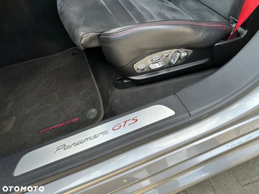 Porsche Panamera GTS - 19