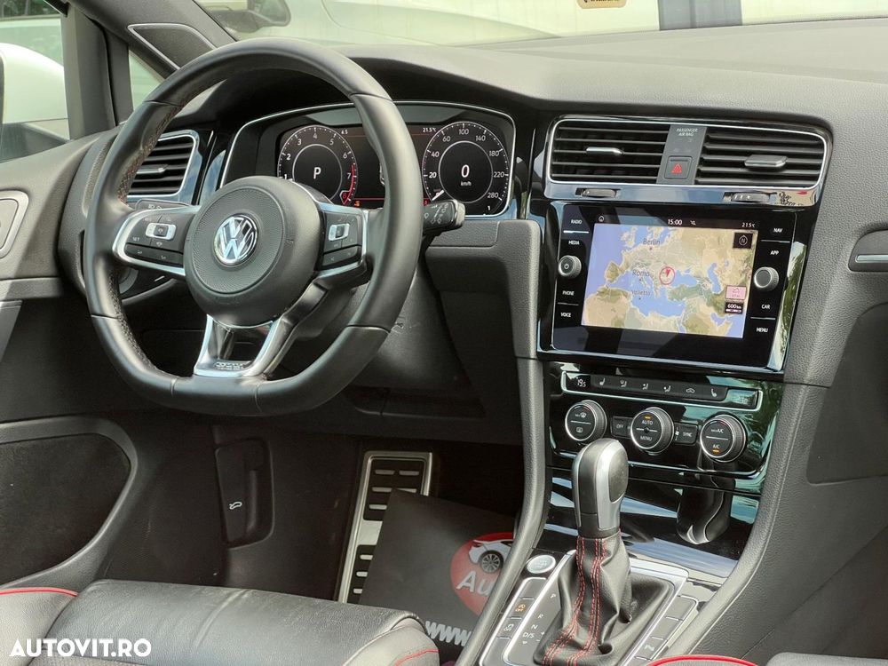 Volkswagen Golf - 9