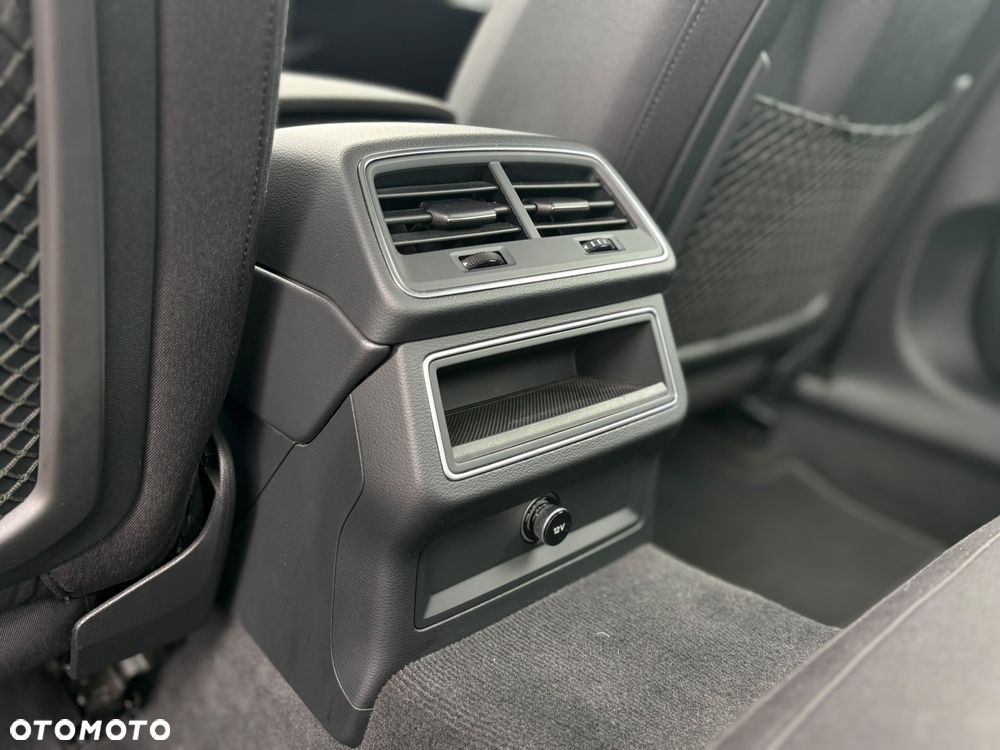 Audi A6 Limousine 40 TDI mHEV S tronic - 33