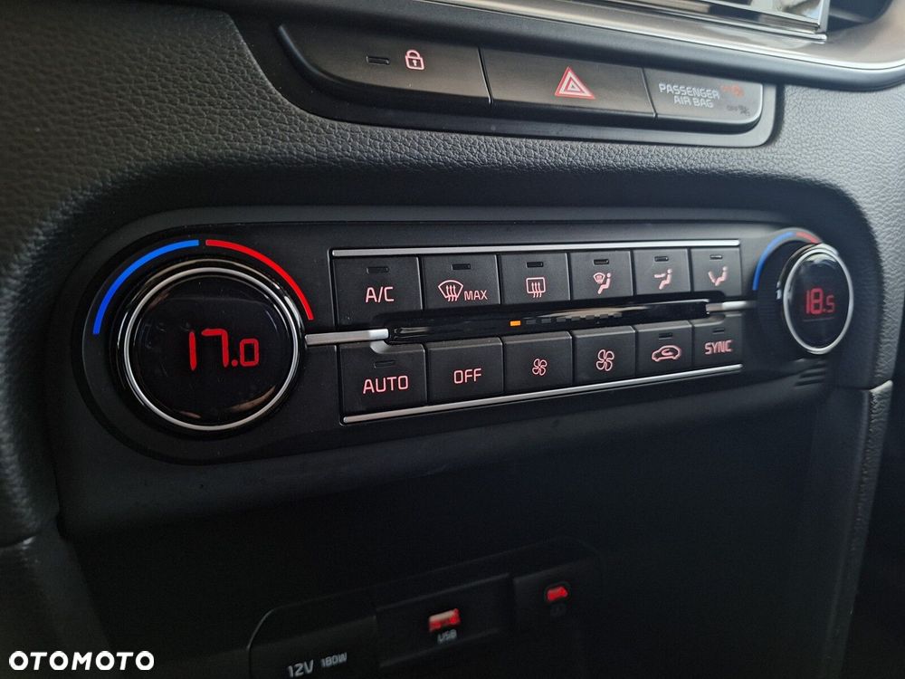 Kia Ceed 1.5 T-GDI M DCT - 37