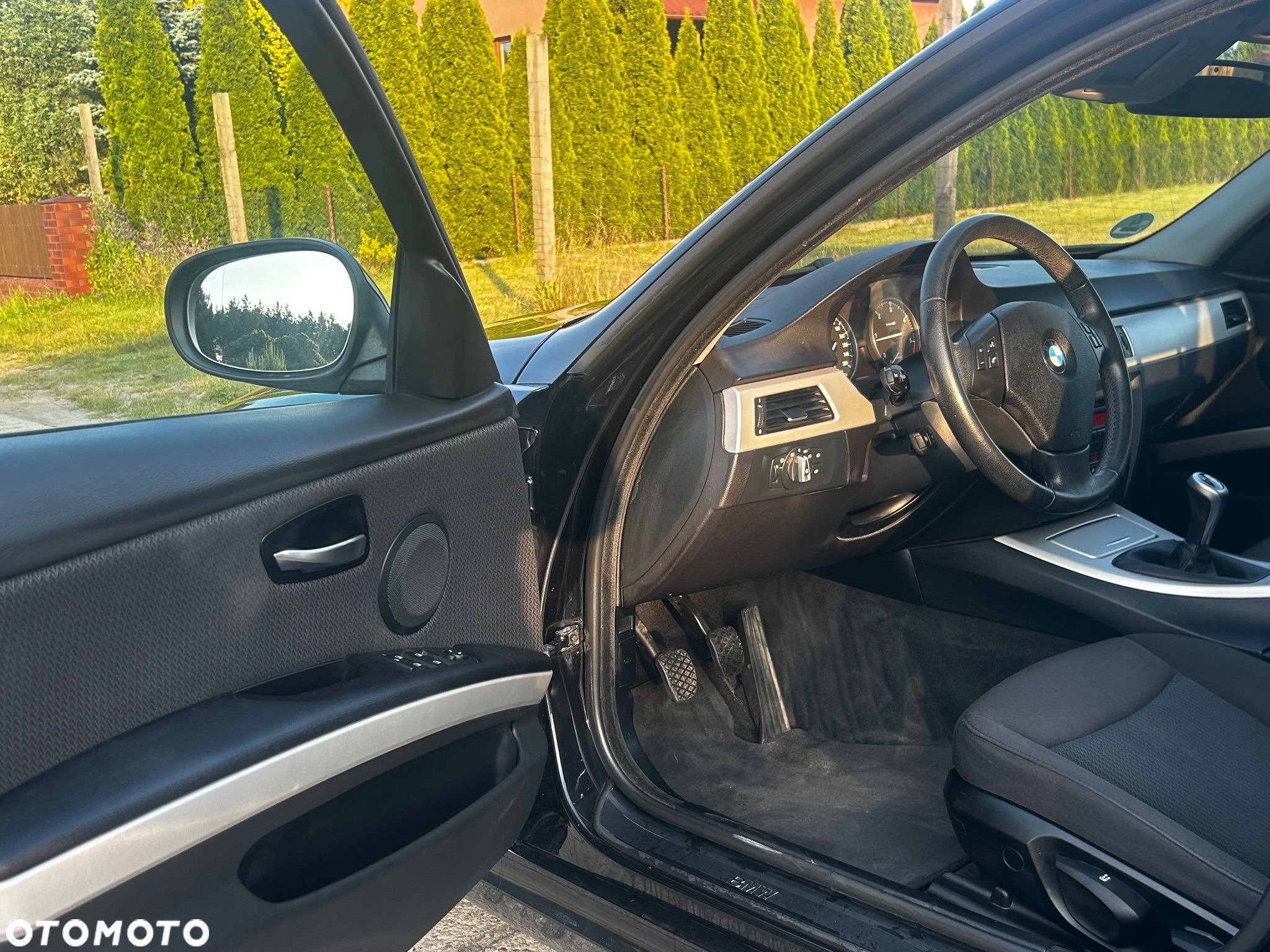 BMW Seria 3 318d Touring Luxury Line - 11
