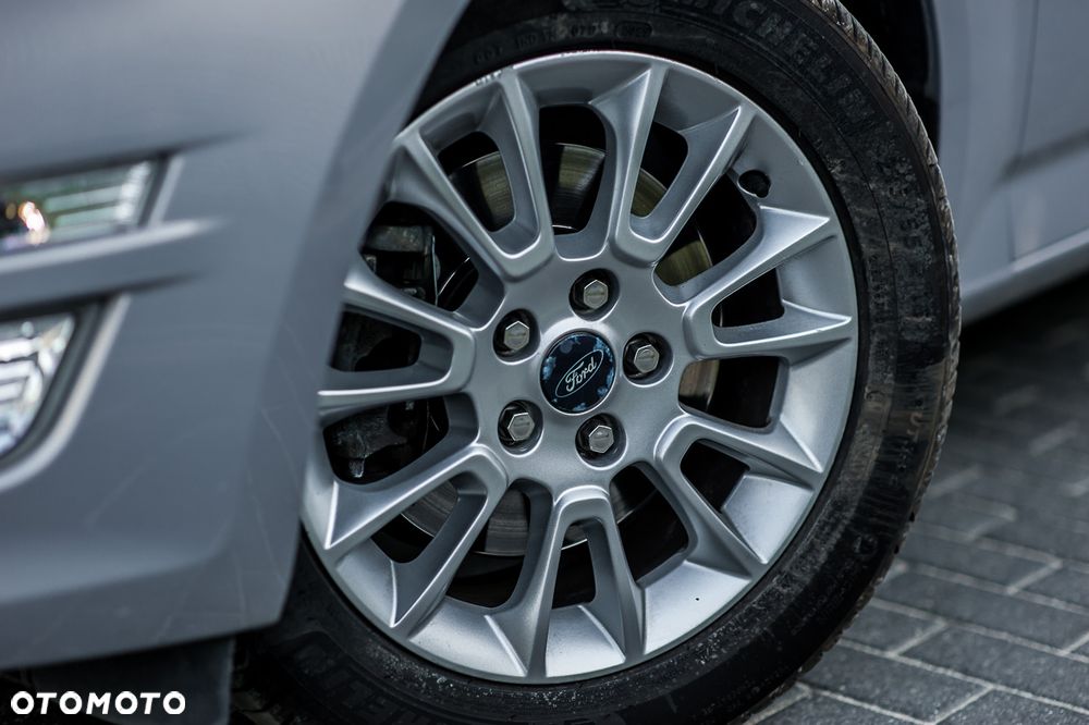 Ford Mondeo 2.0 TDCi Gold X - 18