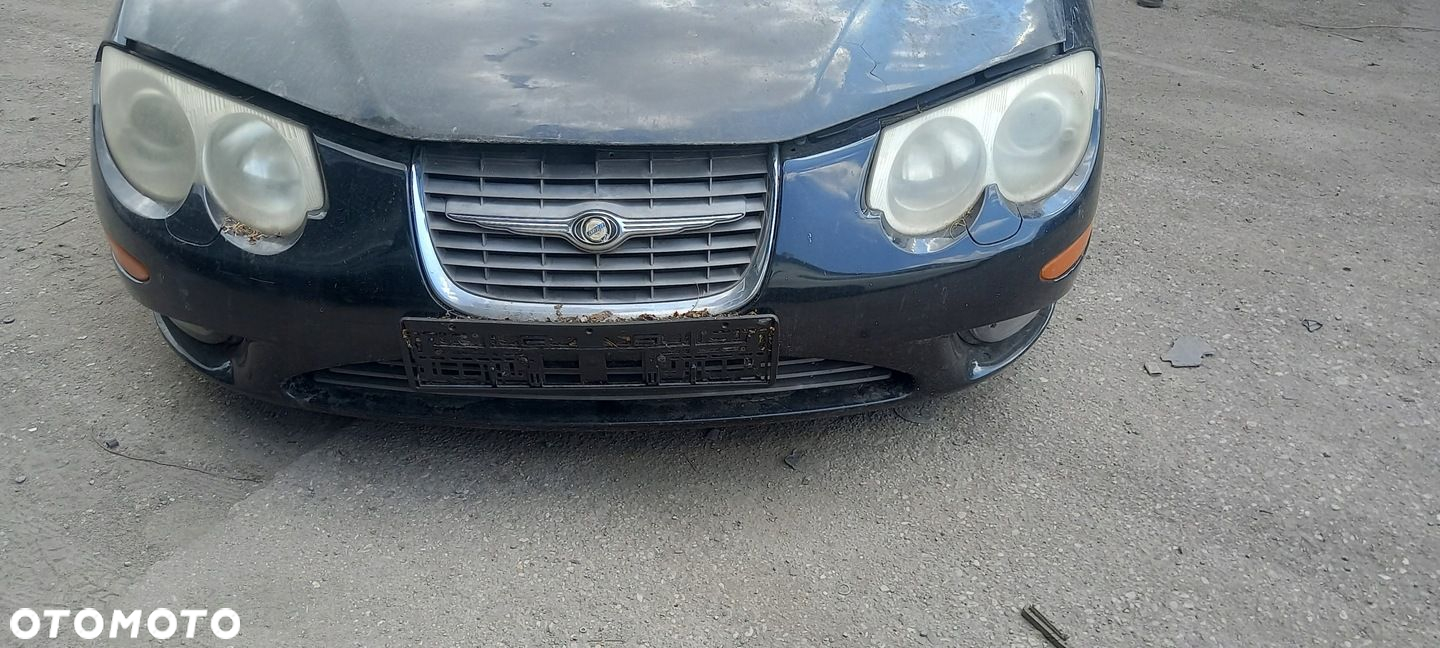 Zderzak przód przedni Chrysler 300M - 2