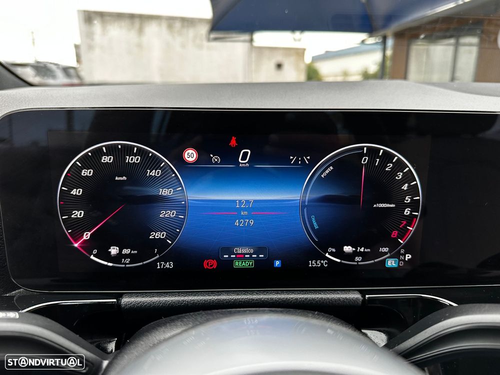 Mercedes-Benz GLA 250 e Progressive - 24