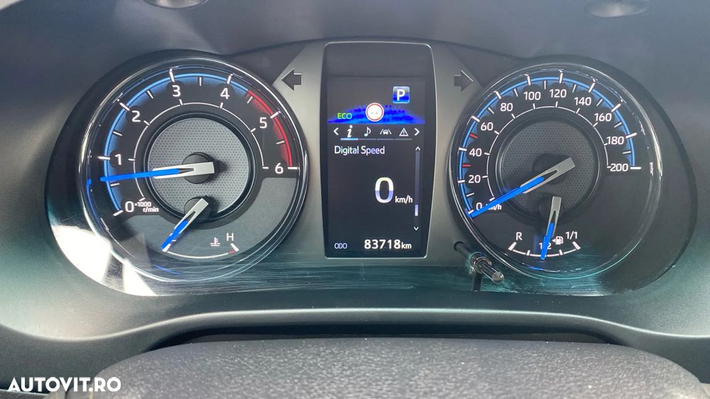 Toyota Hilux 2.8D 204CP 4x4 Double Cab AT Invincible - 14