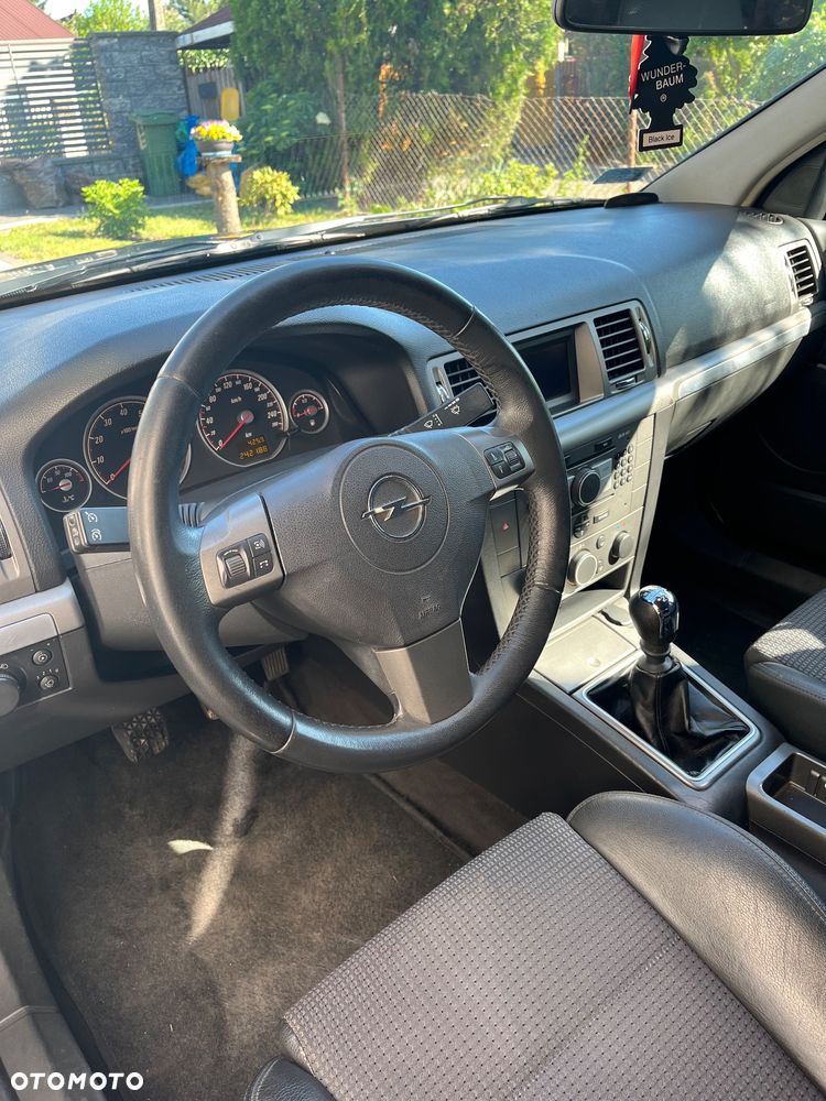 Opel Vectra 1.8 GTS - 8