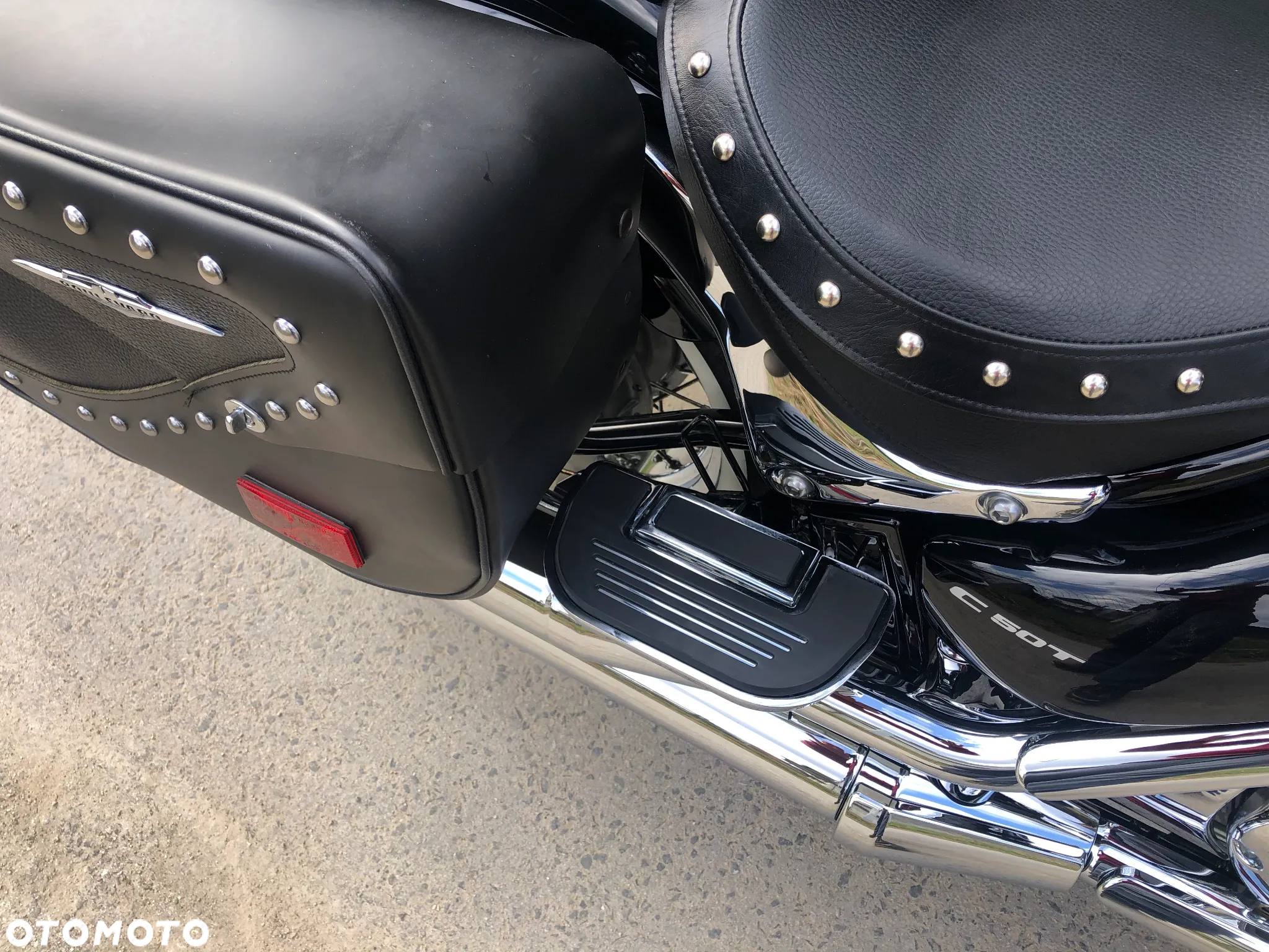 Suzuki VL 800 Volusia - Boulevard C50 - 14