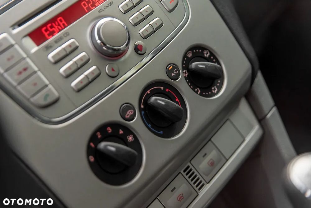 Ford Focus - 11