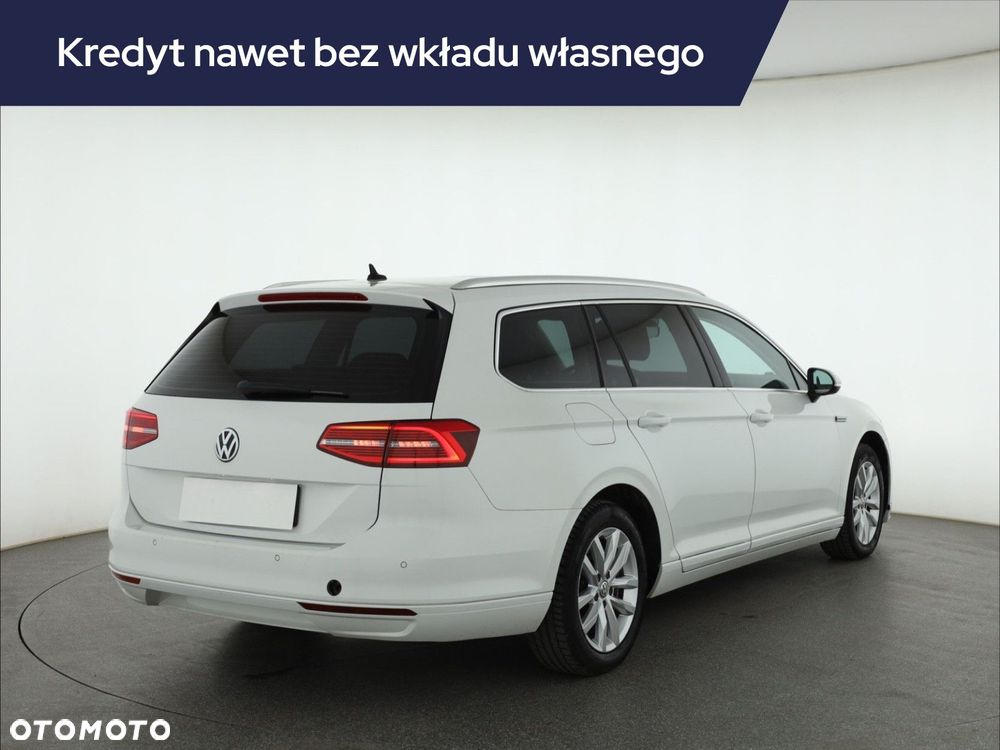 Volkswagen Passat Variant - 7