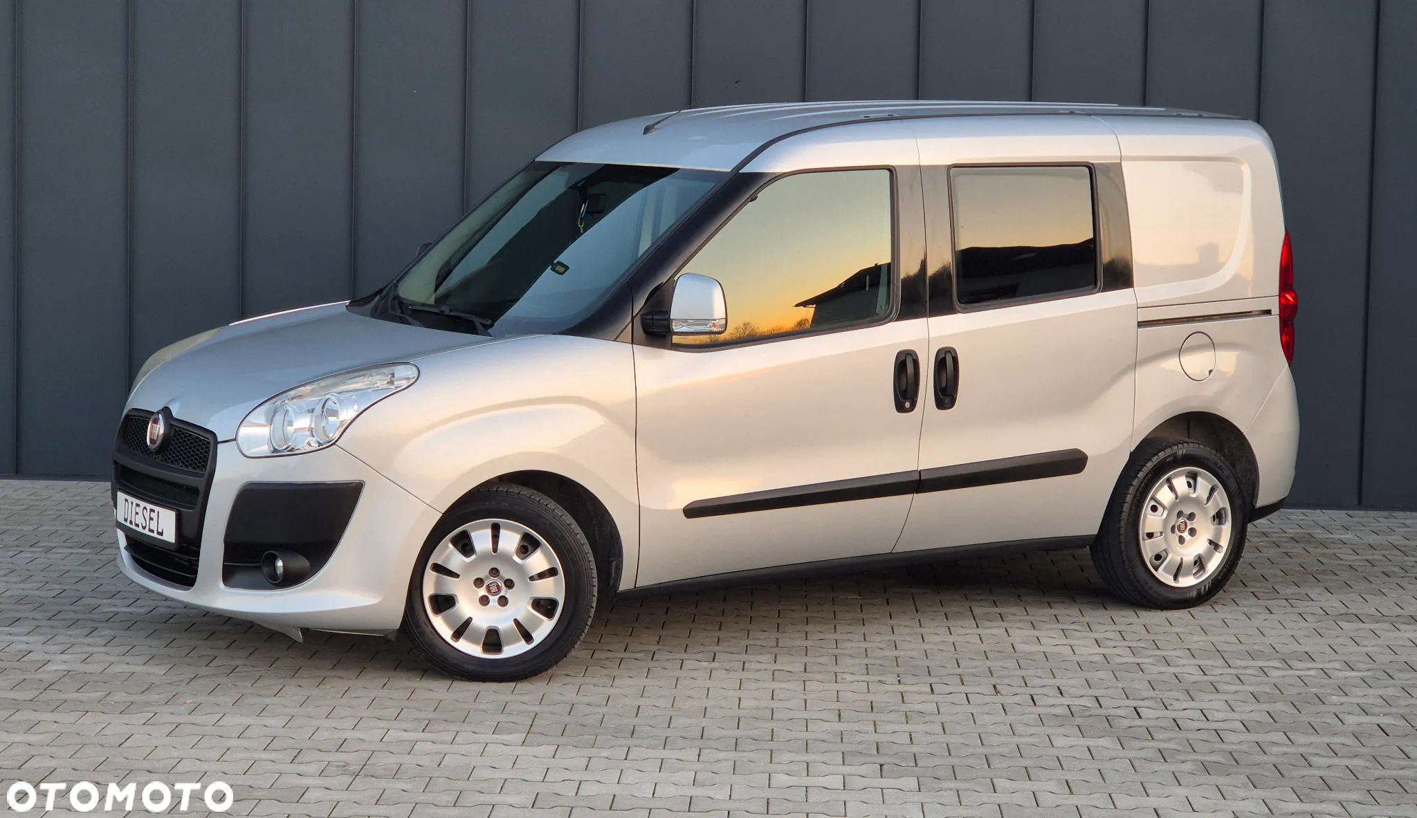 Fiat Doblo 2.0 Multijet 16V Emotion - 15