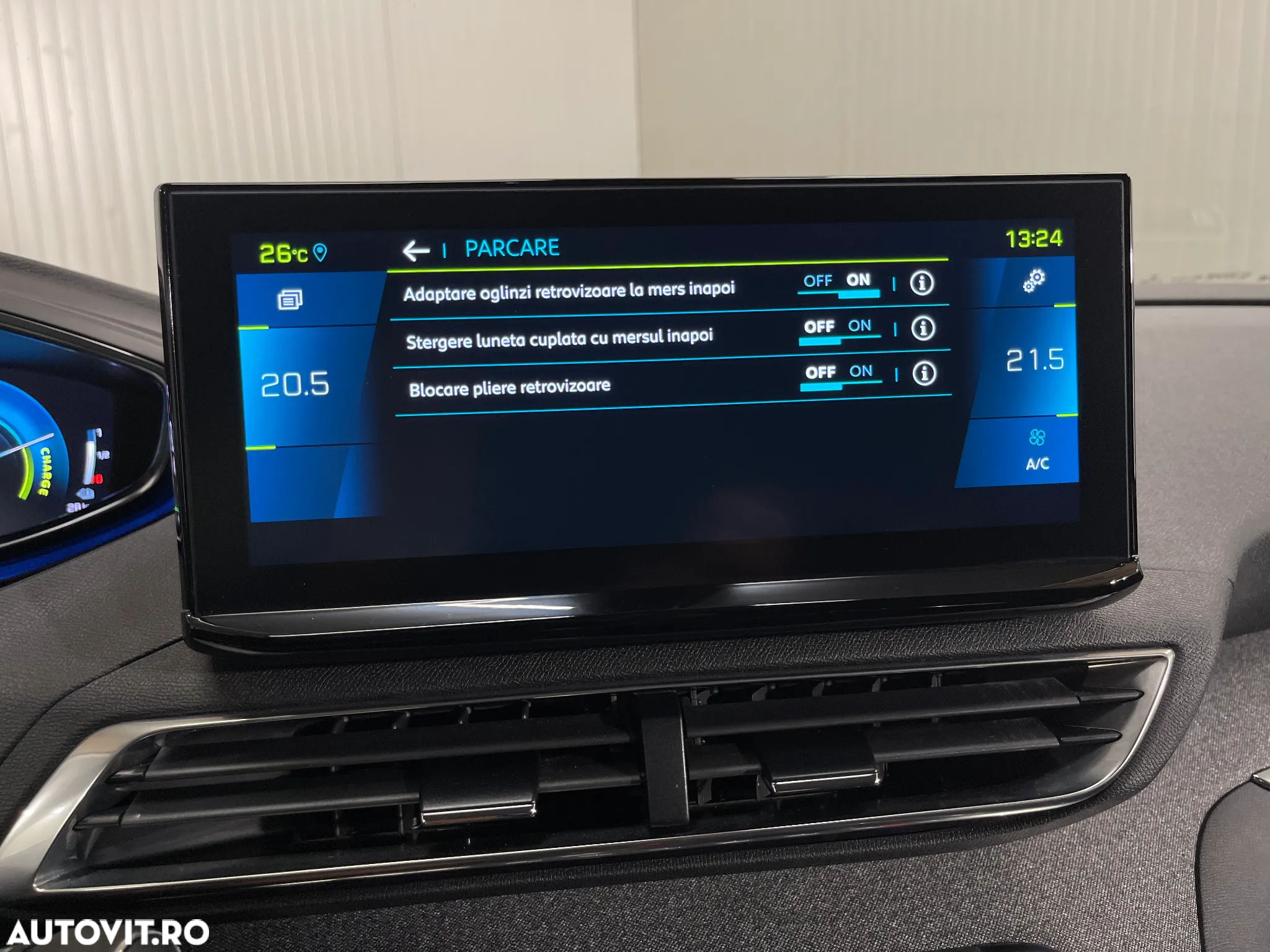 Peugeot 3008 PHEV 300 EAT8 4X4 Allure Pack - 21