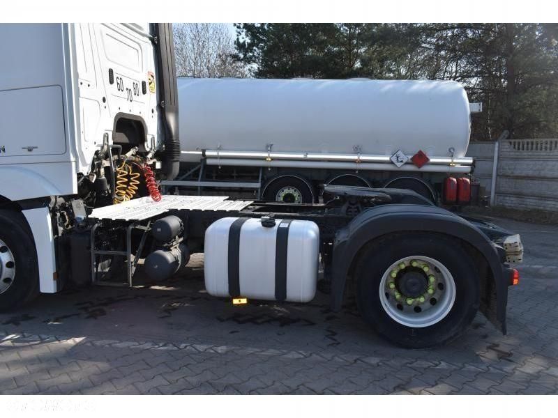 Mercedes-Benz Actros - 20
