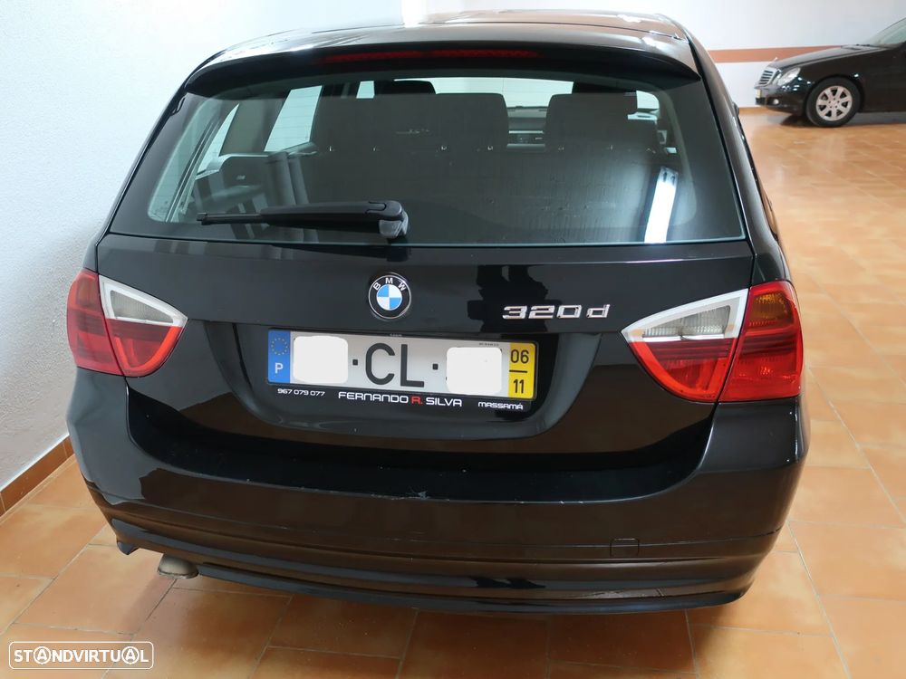 BMW 320 d - 8