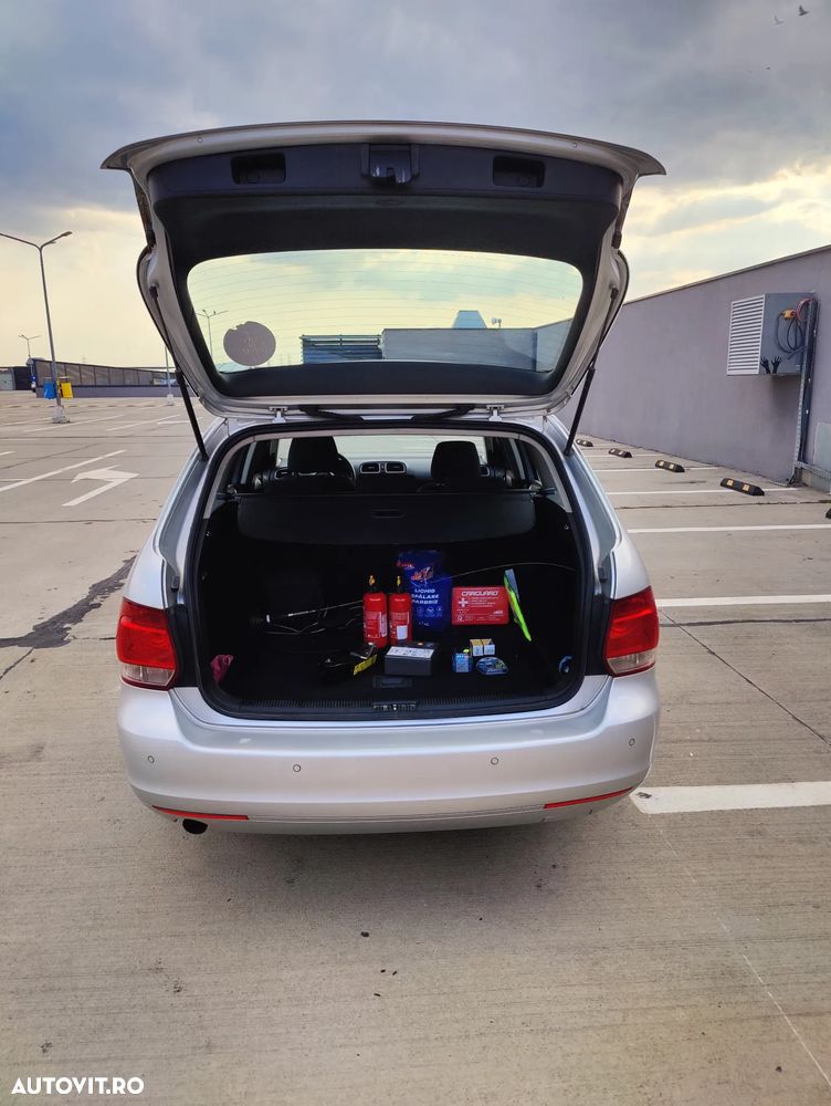 Volkswagen Golf 1.6 TDI BlueMotion Technology DPF Comfortline - 20