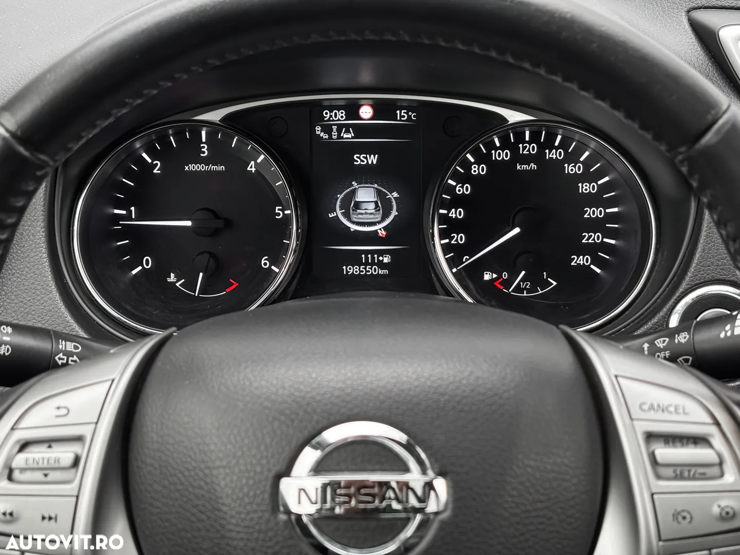 Nissan X-Trail - 12