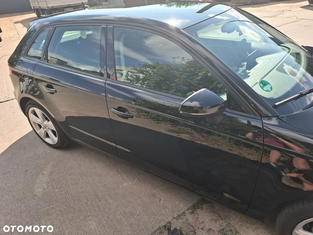 Audi A3 1.6 TDI Ambiente - 3