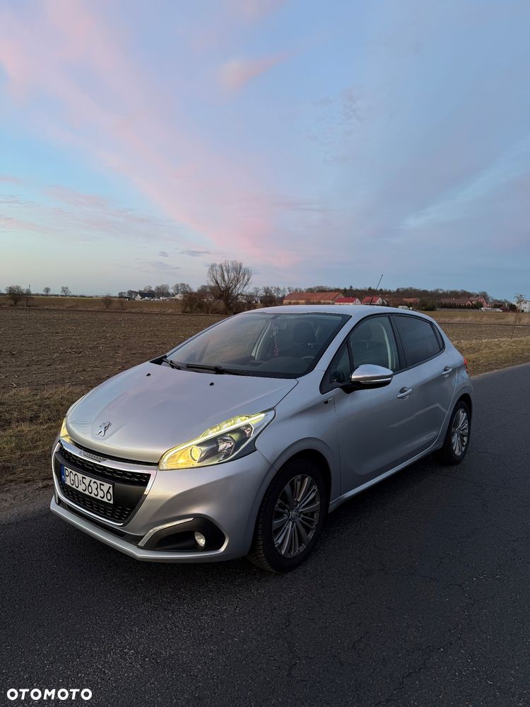 Peugeot 208 PureTech 82 Style - 11