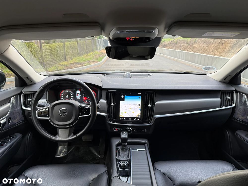 Volvo V90 D5 AWD Momentum - 21