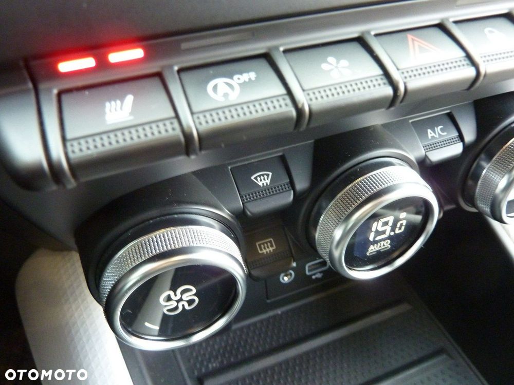 Renault Captur - 24