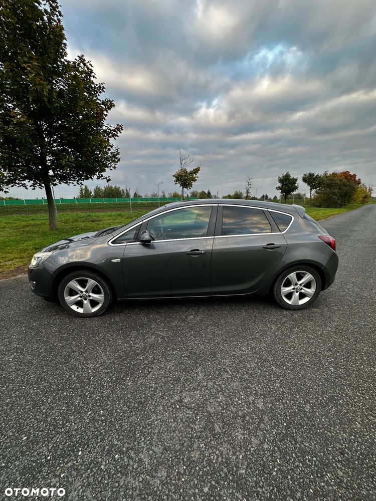 Opel Astra 1.4 Turbo - 8