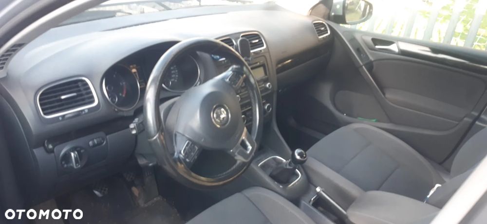 Volkswagen Golf 2.0 TDI Comfortline - 5