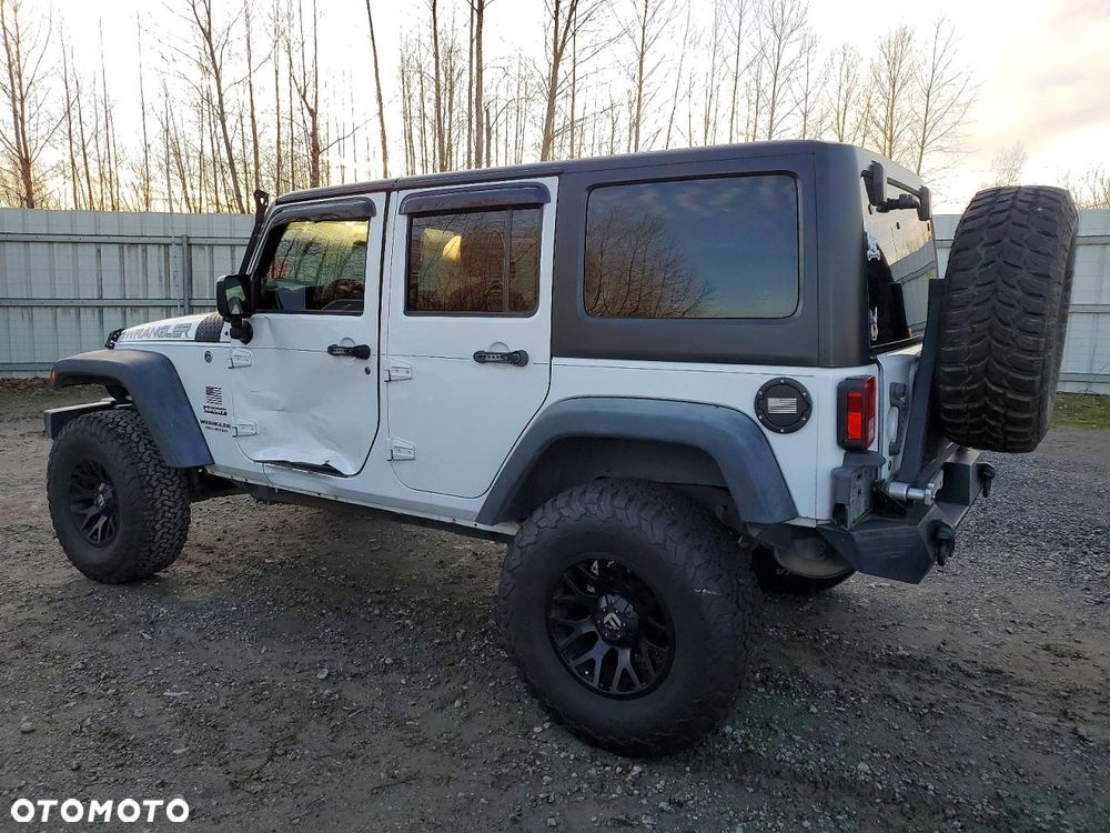 Jeep Wrangler - 2
