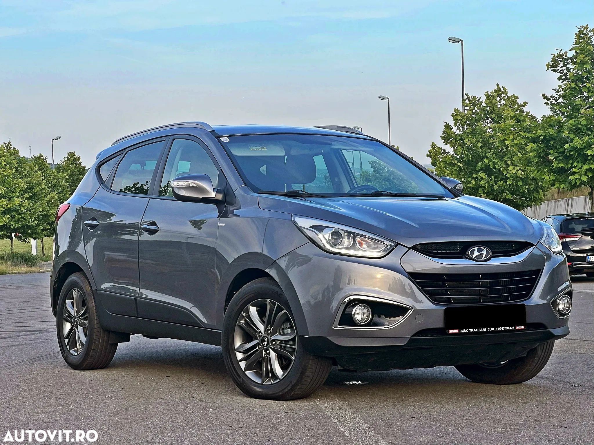 Hyundai ix35 2.0 CRDI 4WD Automatik Premium - 1