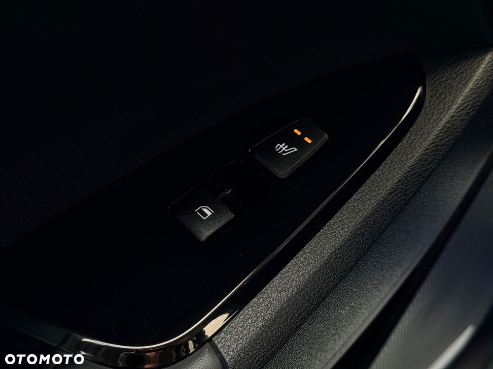 Kia Sportage 1.6 T-GDI PHEV Business Line 4WD - 32