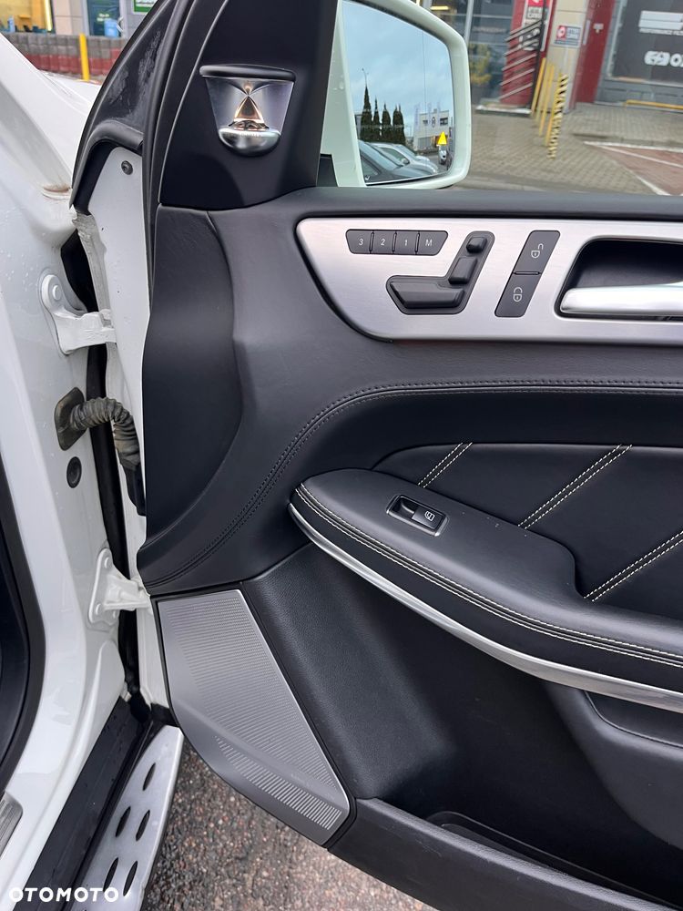 Mercedes-Benz GL - 10