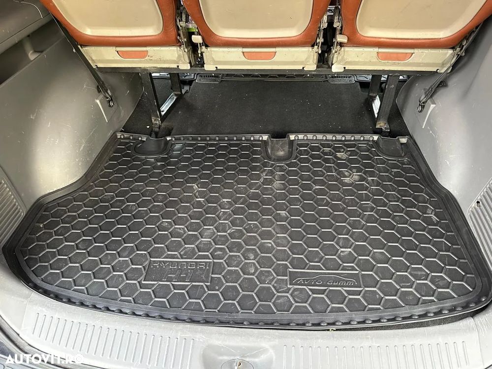 Hyundai H-1 - 14