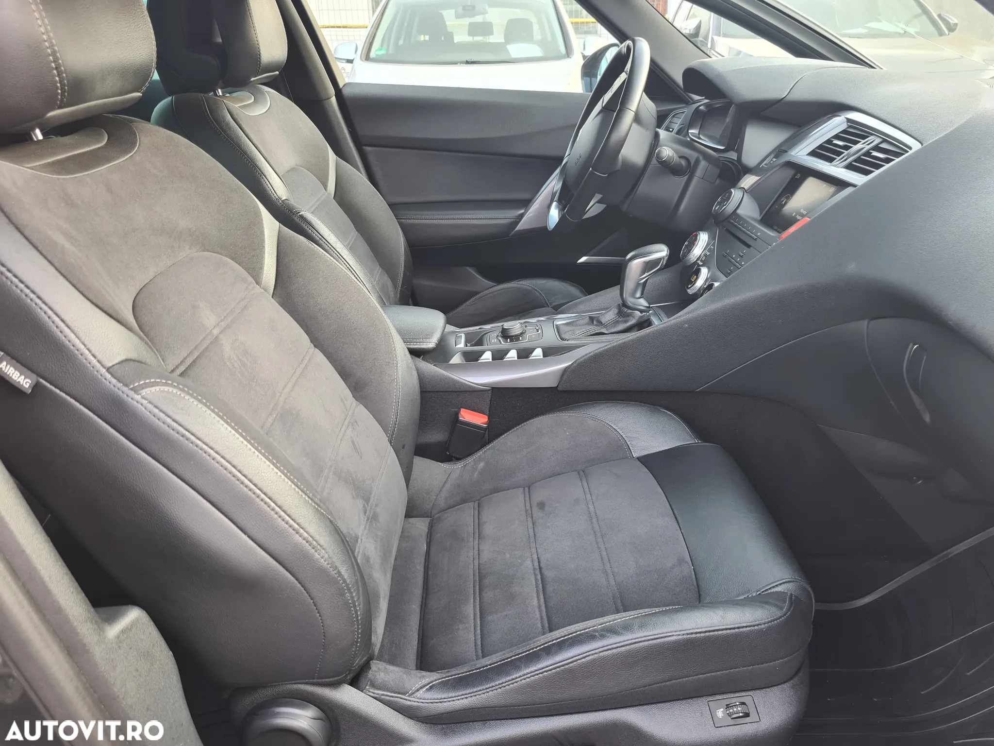 Citroën DS5 BlueHDi 180 Aut. SportChic - 6
