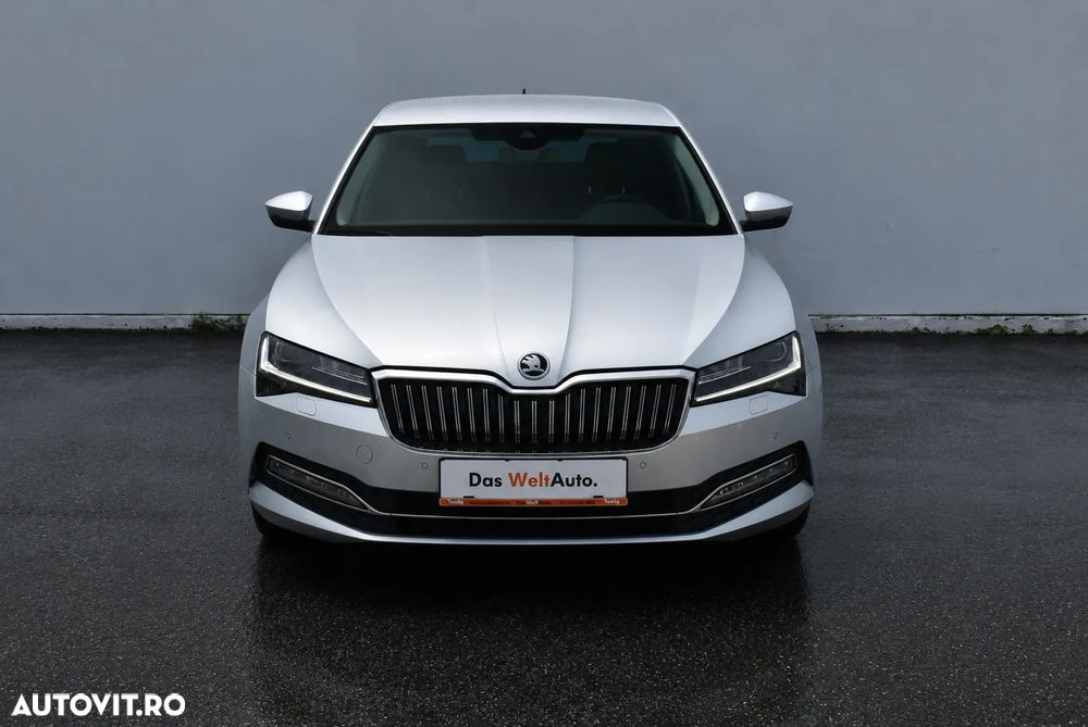 Skoda Superb 2.0 TDI DSG Style - 10