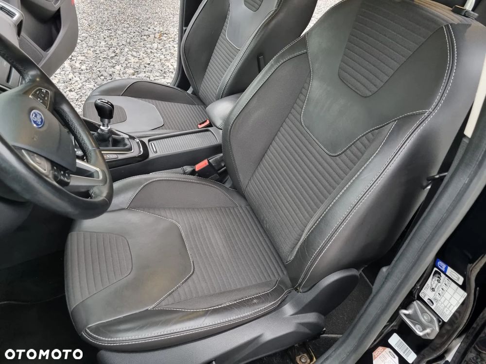 Ford Focus 2.0 TDCi Titanium ASS - 10