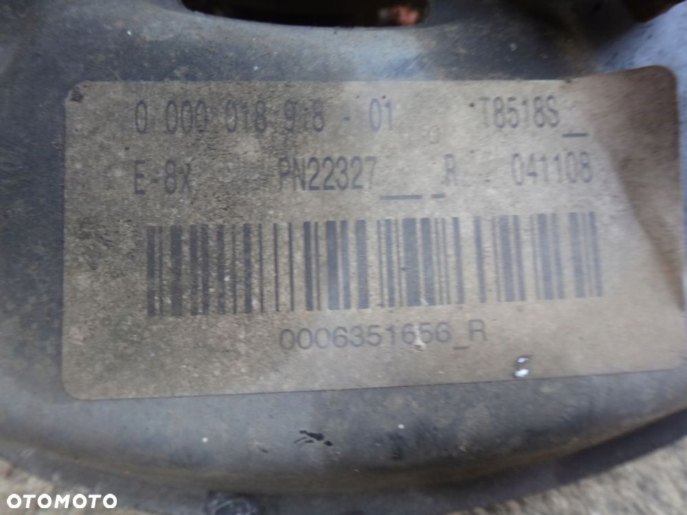 BMW E90 E91 PRZEDLIFT PIASTA PRAWA PRAWY TYŁ TYLNA - 9