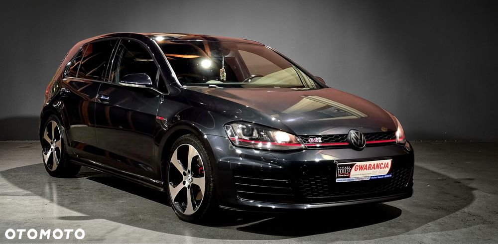 Volkswagen Golf GTI Performance BlueMotion Technology - 2