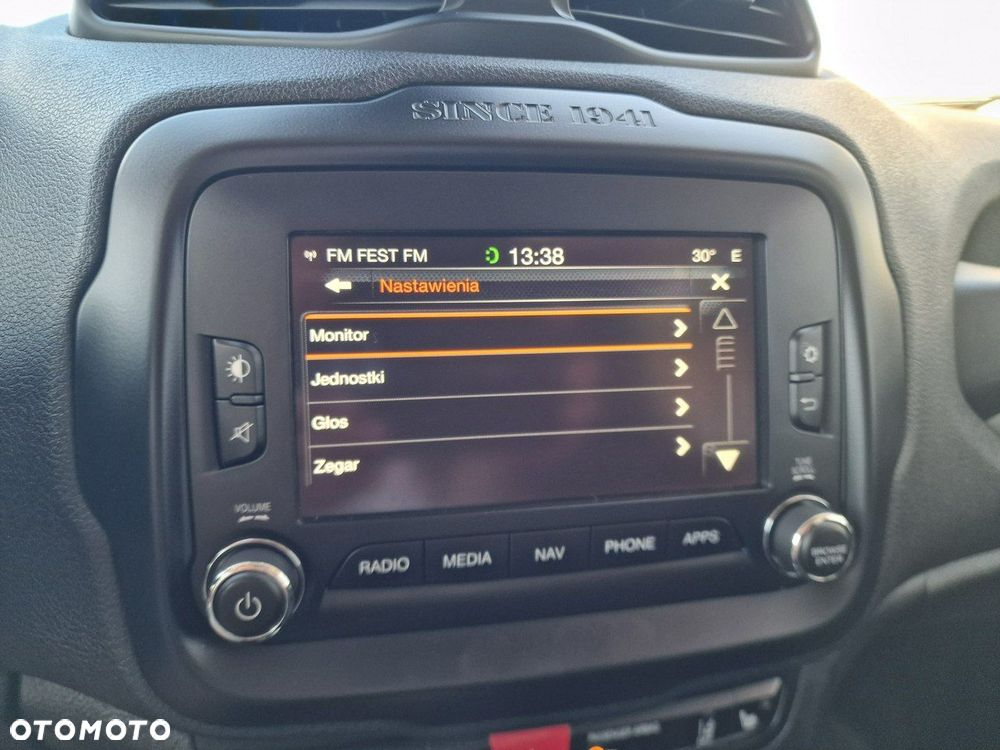 Jeep Renegade 1.4 MultiAir Limited 4WD S&S - 27