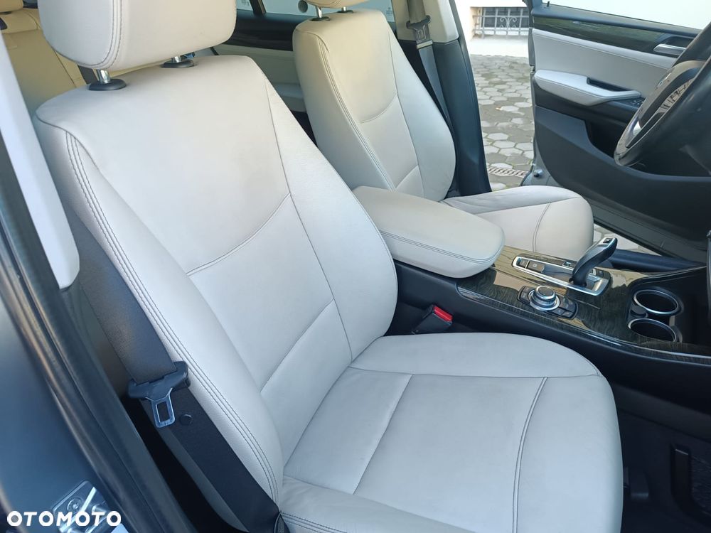 BMW X3 xDrive20d - 11