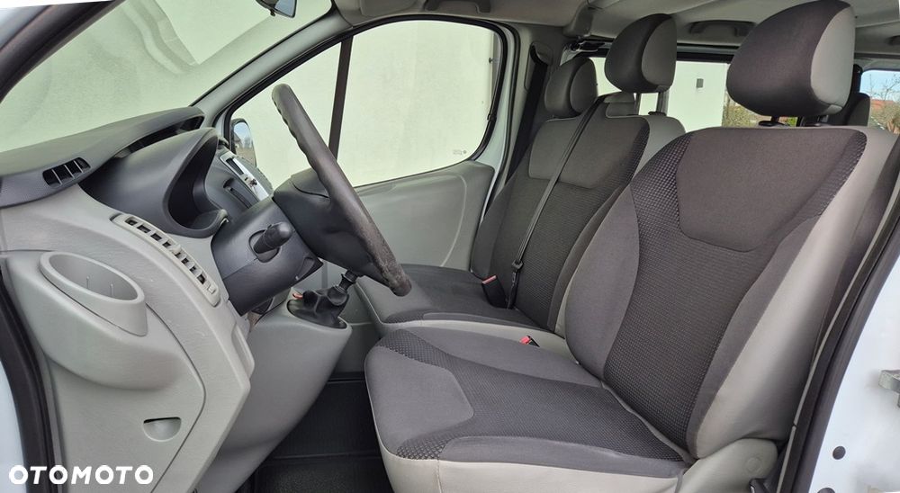 Opel Vivaro L2H1 2.9t Edition - 19