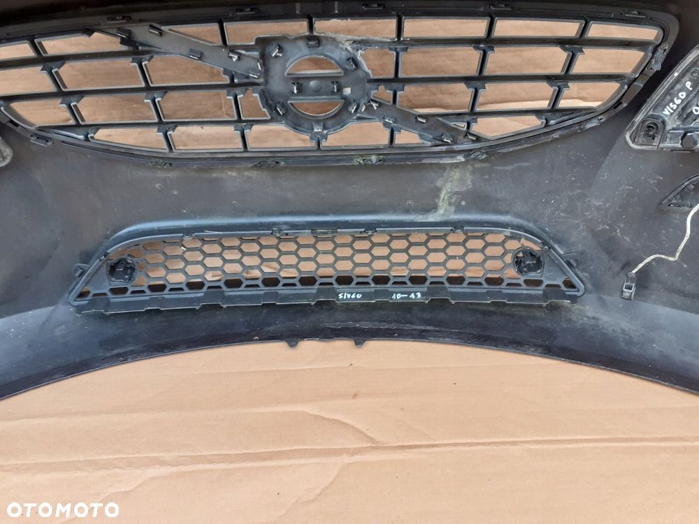 Zderzak przód Volvo V60 I S60 II 10-13r. 31290811. - 8