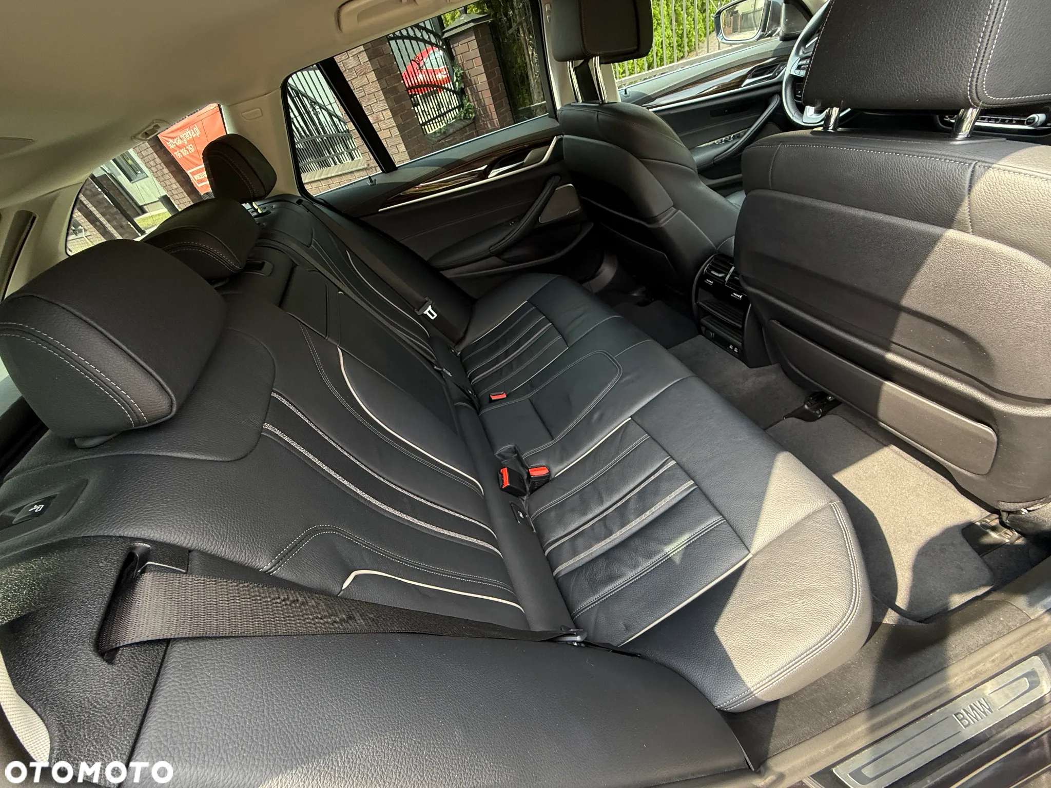 BMW Seria 5 530d xDrive Luxury Line - 34