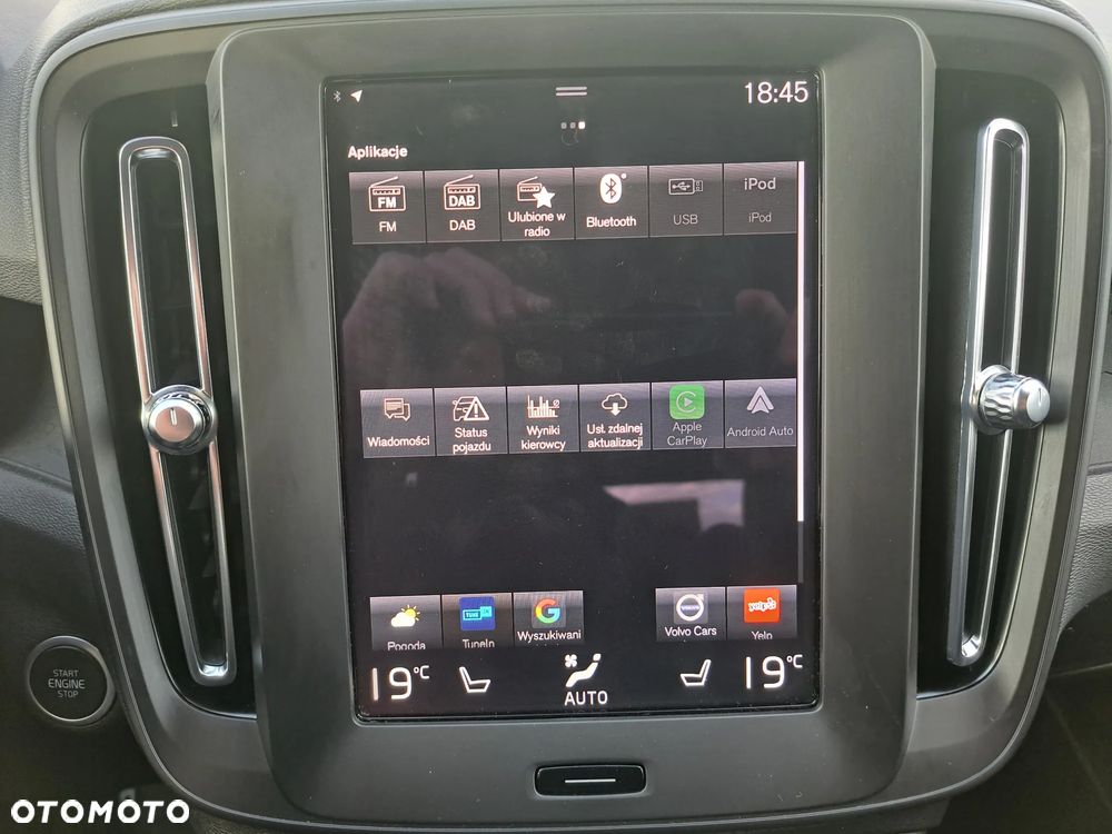 Volvo XC 40 T2 Essential - 24