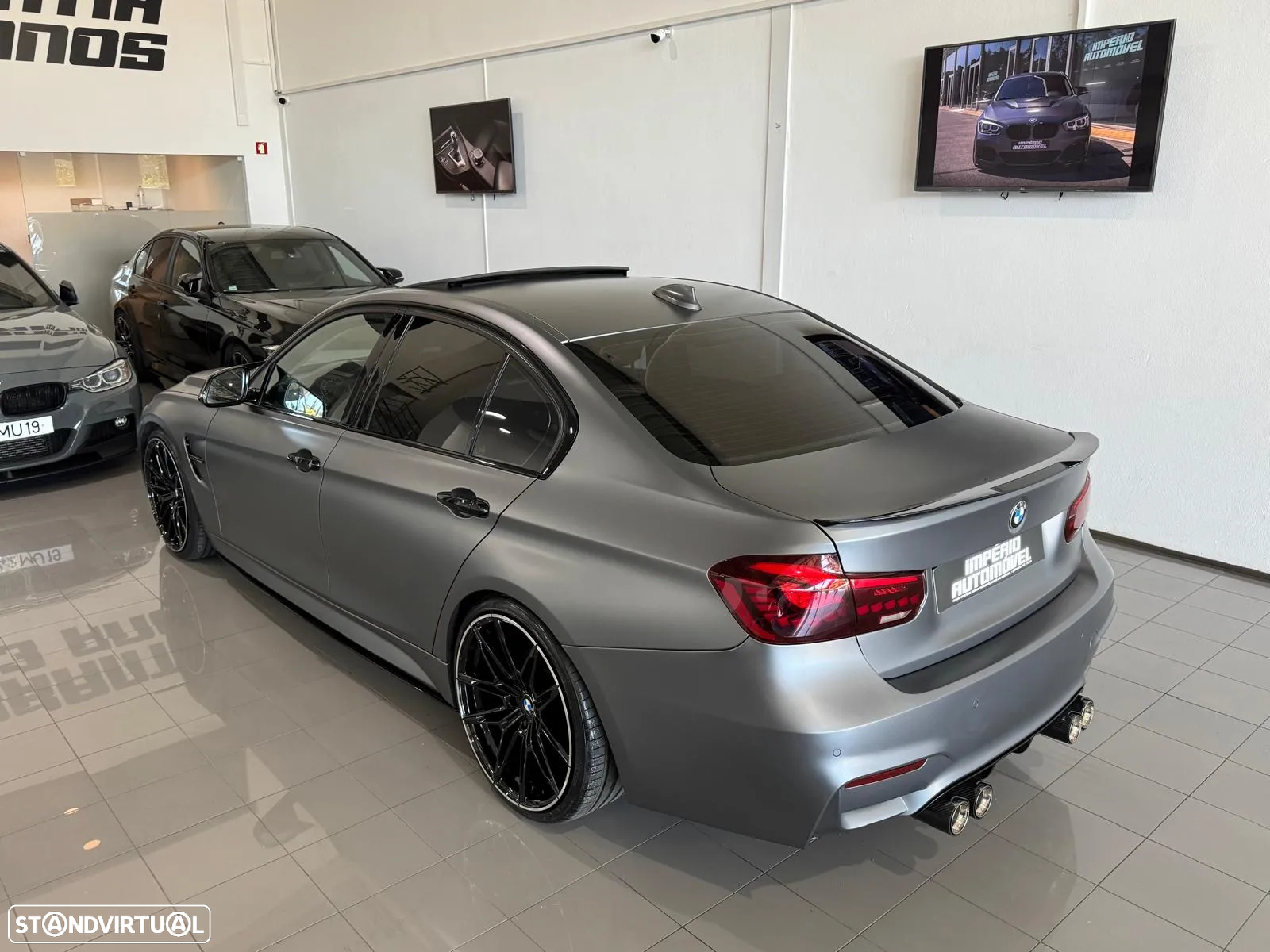 BMW 320 i Pack M - 11