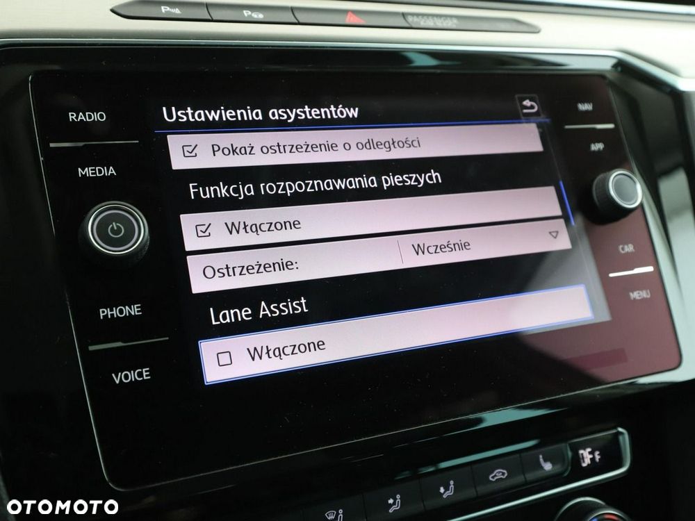 Volkswagen Passat Variant 1.5 TSI OPF DSG Highline - 29