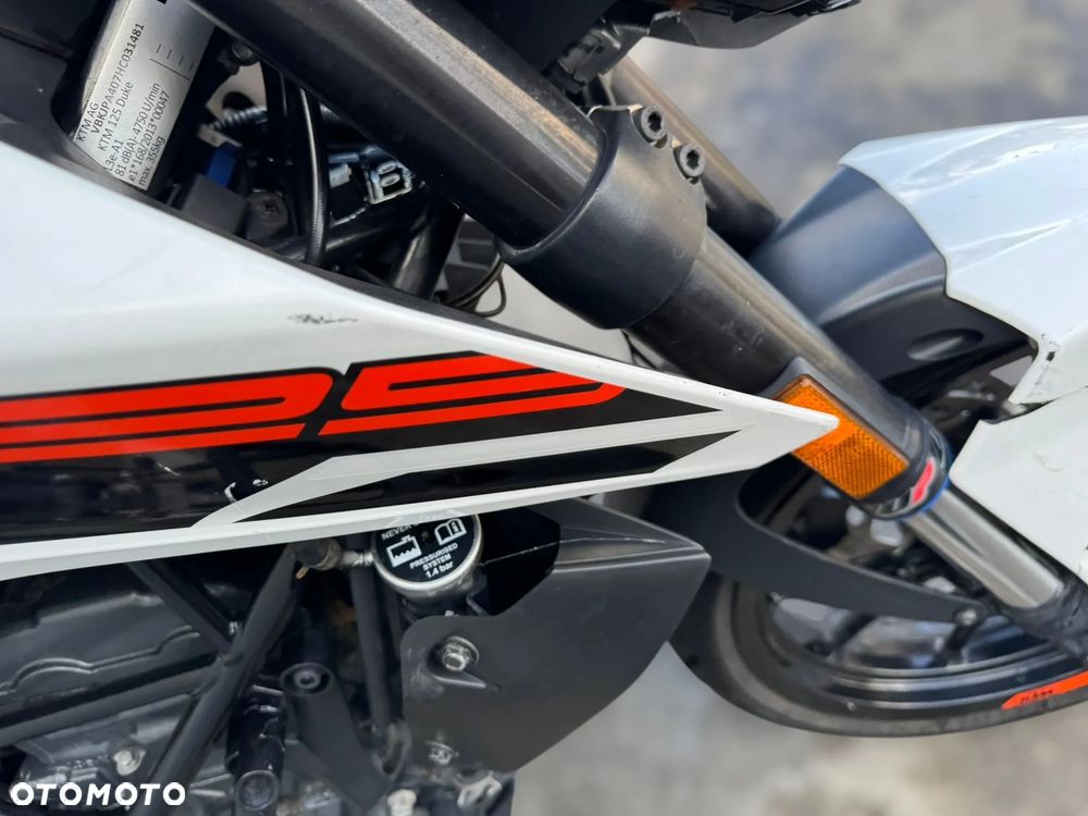 KTM Duke 125 - 10