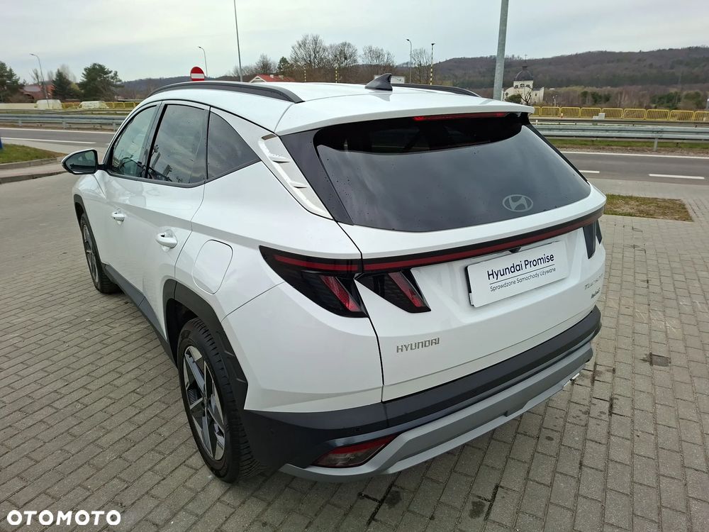 Hyundai Tucson 1.6 T-GDi HEV Executive 2WD - 14