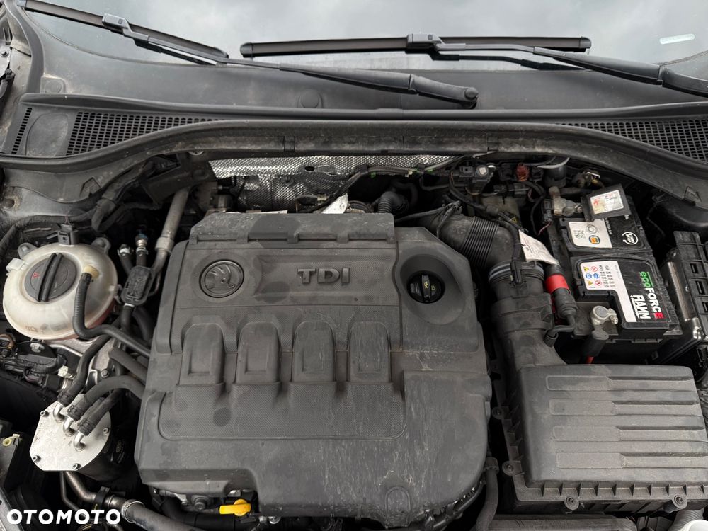 Skoda Superb 2.0 TDI DSG Active - 15