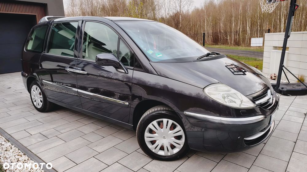 Citroën C8 2.0 16V Confort - 1