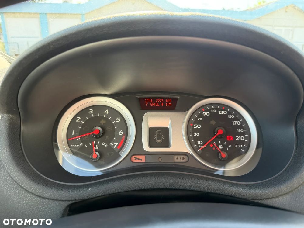 Renault Clio 1.2 TCE Authentique - 14