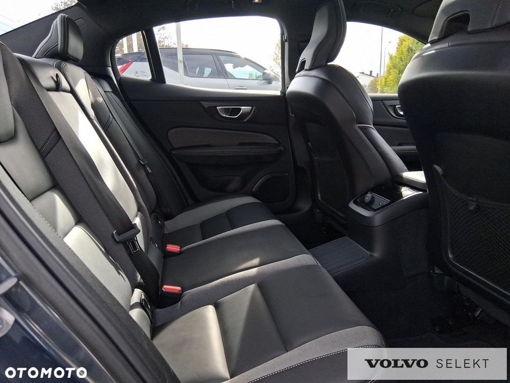 Volvo S60 - 12